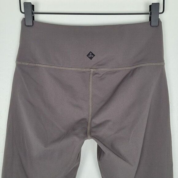 Prana Size S Cropped Capri Leggings Inseam 20 In Gray Taupe - Picture 5 of 10